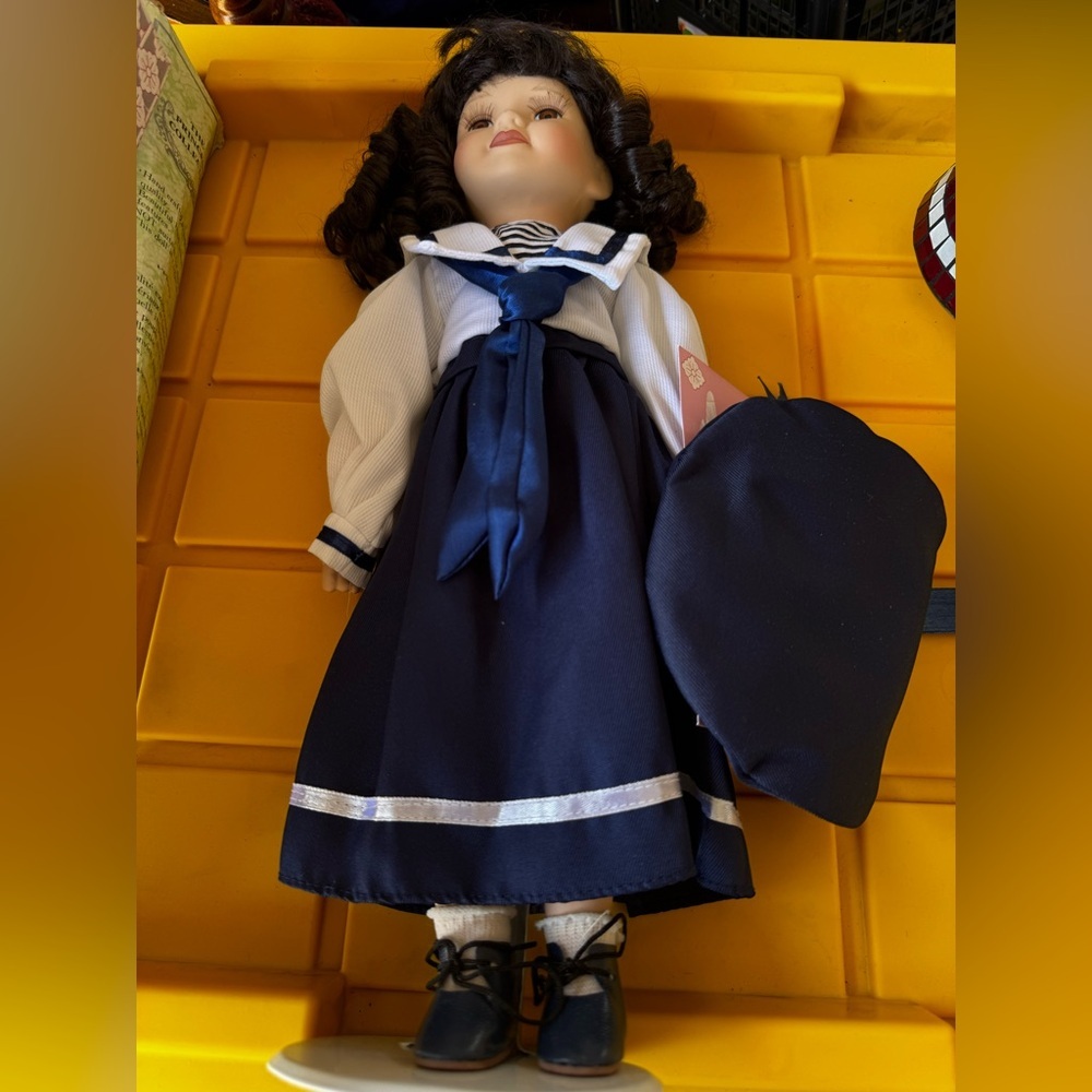 Fiona Porcelain Doll Blue Velvet Dress The Rose Collection Stand Hat Dark Hair